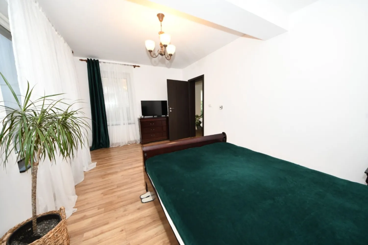 Casa moderna, constructie 2019 – Sat Costi, la 5 minute de Galati