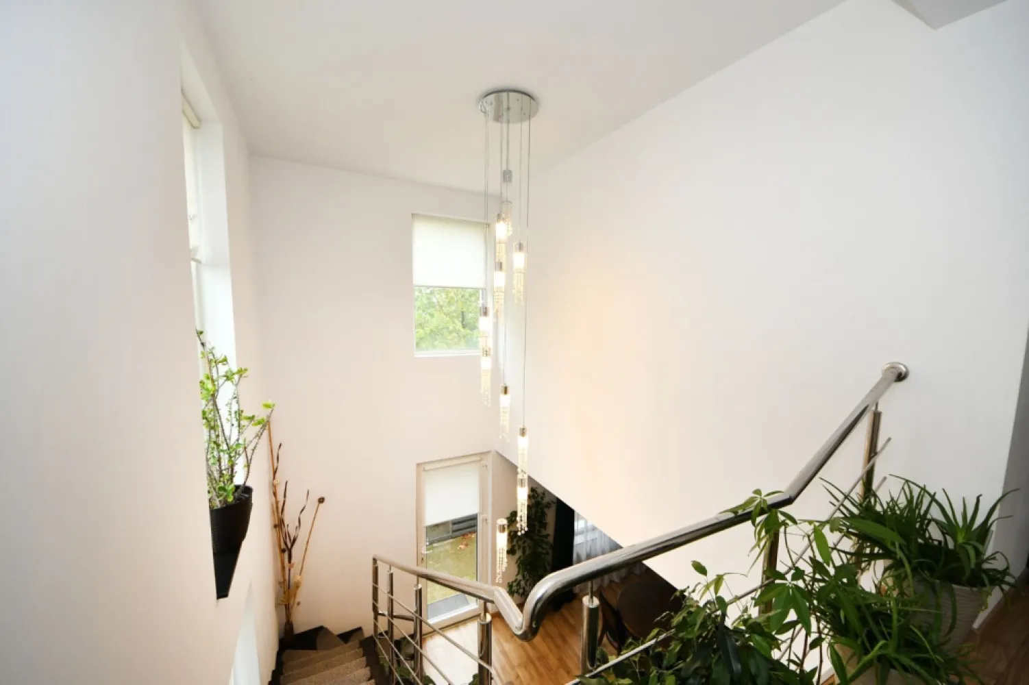 Casa moderna, constructie 2019 – Sat Costi, la 5 minute de Galati