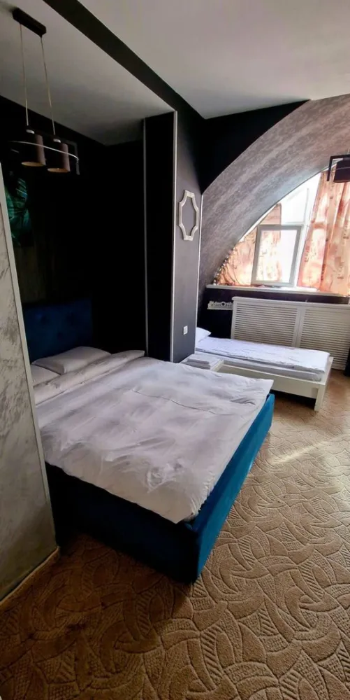 Vanzare - imobil cu posibilitati de investitie multiple - Mazepa 2