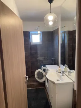 Apartament cu o camera – Faleza Dunarii, langa Union Jack, 44 mp