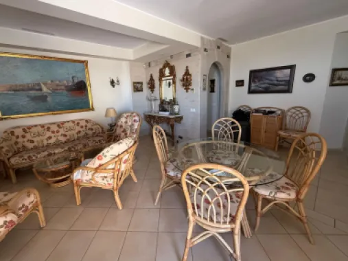 Apartament 4 camere, 101.21 mp, pe plaja Coral Beach – Navodari