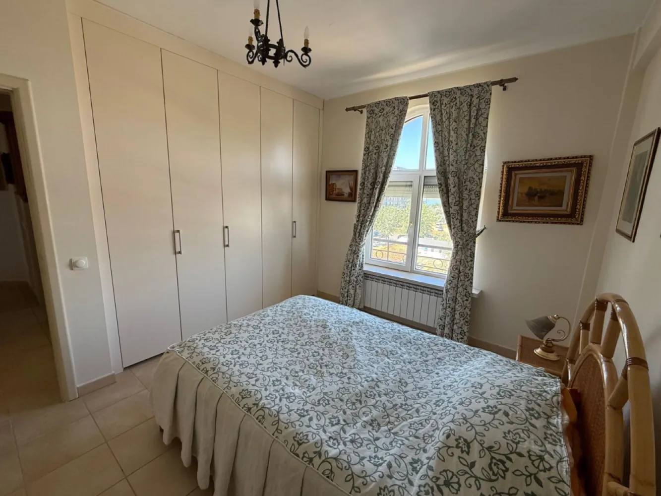 Apartament 4 camere, 101.21 mp, pe plaja Coral Beach – Navodari