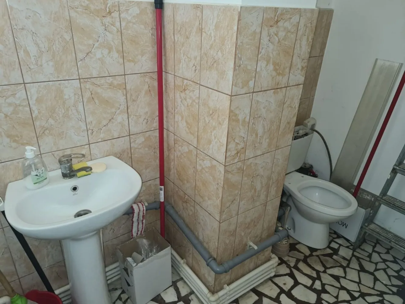 Vanzare - spatiu comercial – 85 mp – Strada Navelor/Carrefour