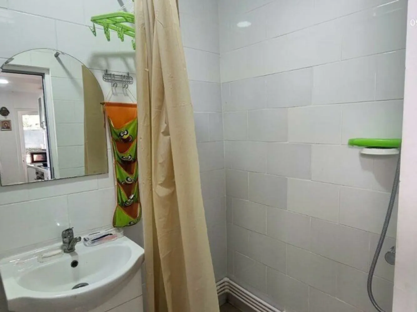 Casă + terasa, 50 mp - zona centrala - Grădina Publică