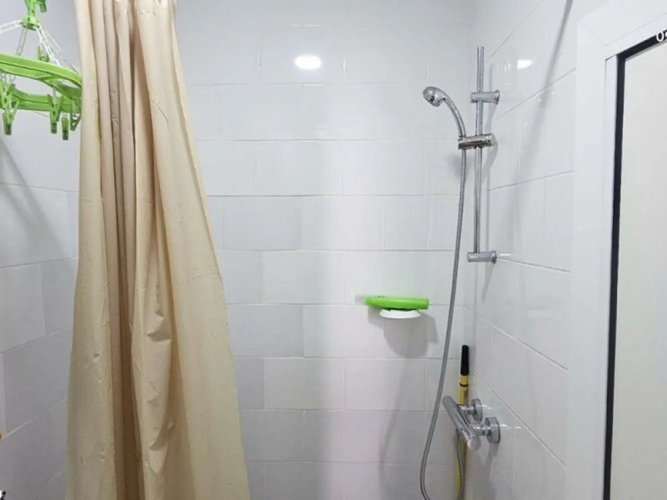 Casă + terasa, 50 mp - zona centrala - Grădina Publică