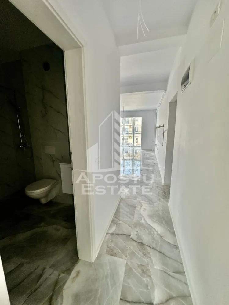 Apartament cu 2 camere, 2 balcoane, etaj 1, zona Planetelor