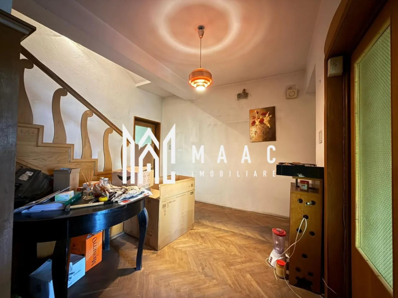 Apartament 3 camere la casa | Garaj | Balcon | Central