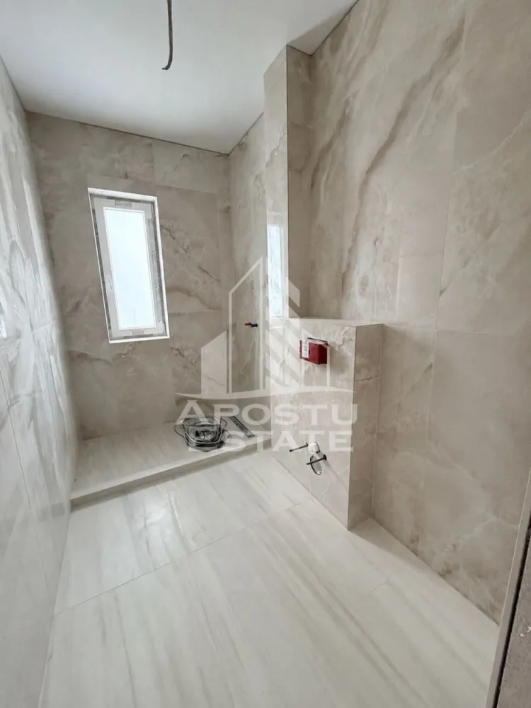 Apartament cu 2 camere, decomandat, etaj 1, zona Planetelor