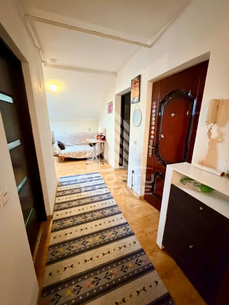 Apartament cu 2 camere, decomandat, la asfalt in Chisoda