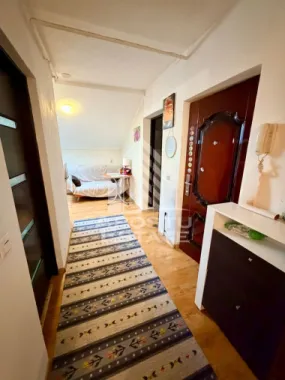 Apartament cu 2 camere, decomandat, la asfalt in Chisoda