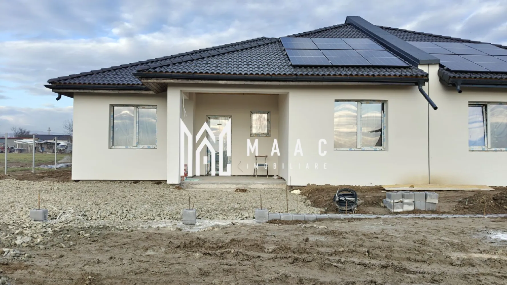 Casă 103 mpu I Curte proprie I Panouri Solare I Cristian