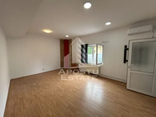 Spațiu birouri 24 mp de închiriat, zona Andrei Saguna.