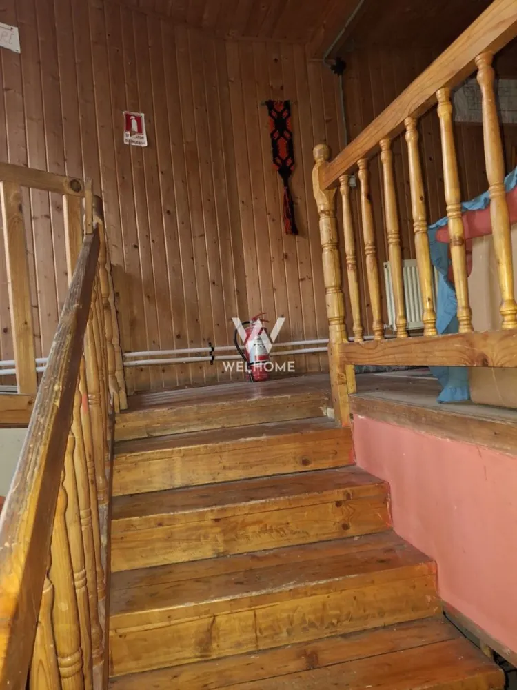 Casa cu 15 camere de vanzare in Bazna, Sibiu ( azil, pensiune)