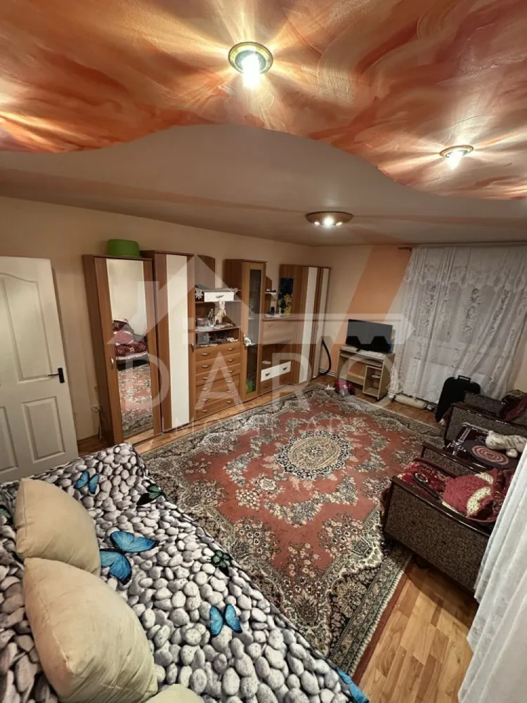 🏡 Apartament de închiriat – 2 camere decomandate | 53 mp | Etaj 1 |