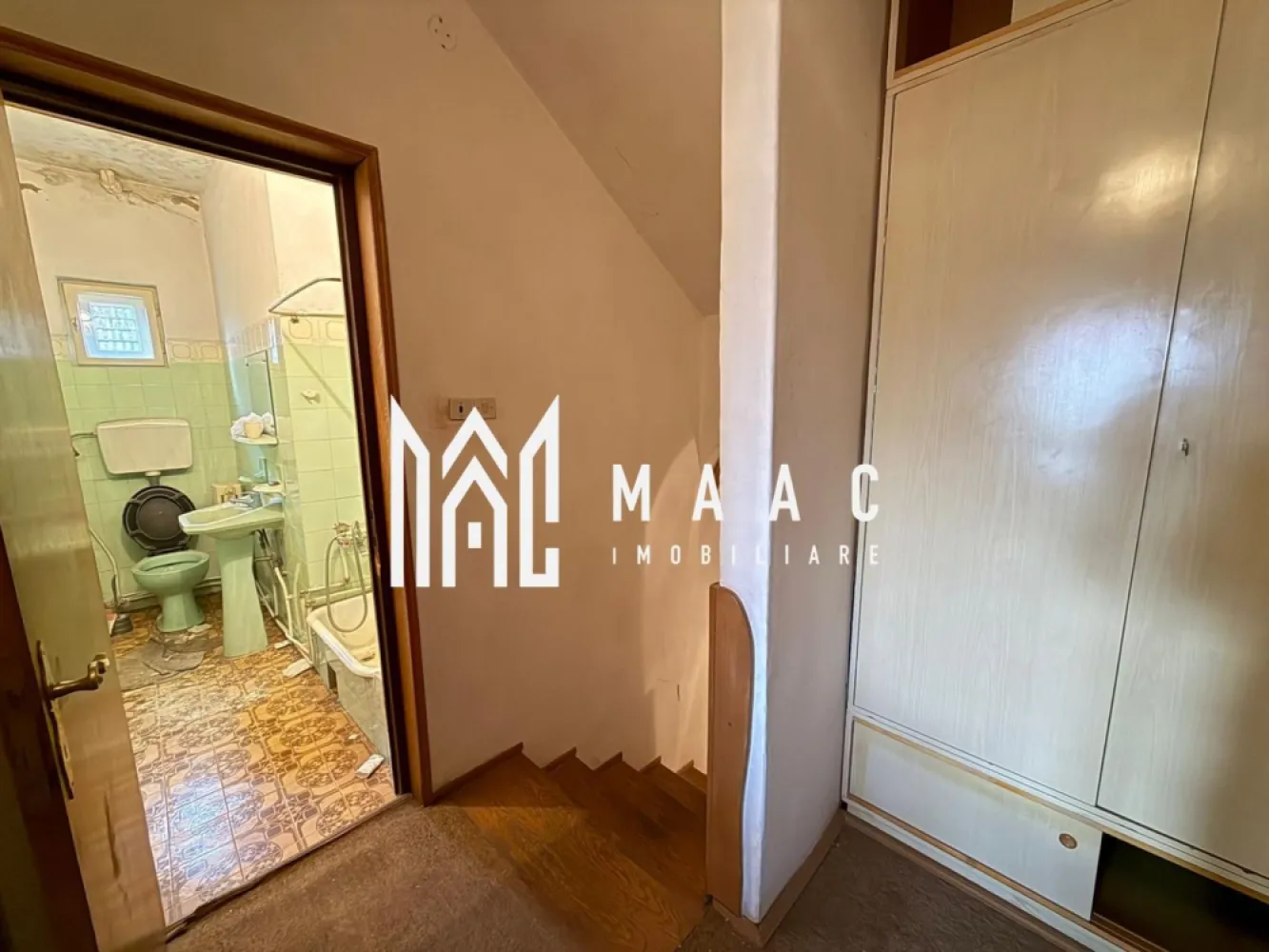 Apartament 3 camere la casa | Garaj | Balcon | Central