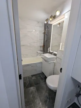 Apartament 2 camere, decomandat