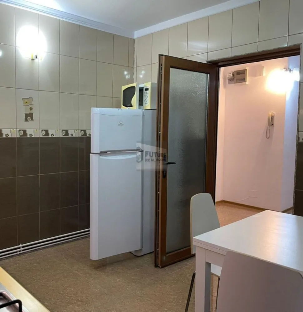 apartament 2 camere zona Ștefan Cel Mare Obor