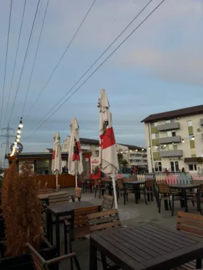 Afacere Fast-Food la cheie cu terasă | Cartierul Arhitecților | Teren în proprietate 121 mp