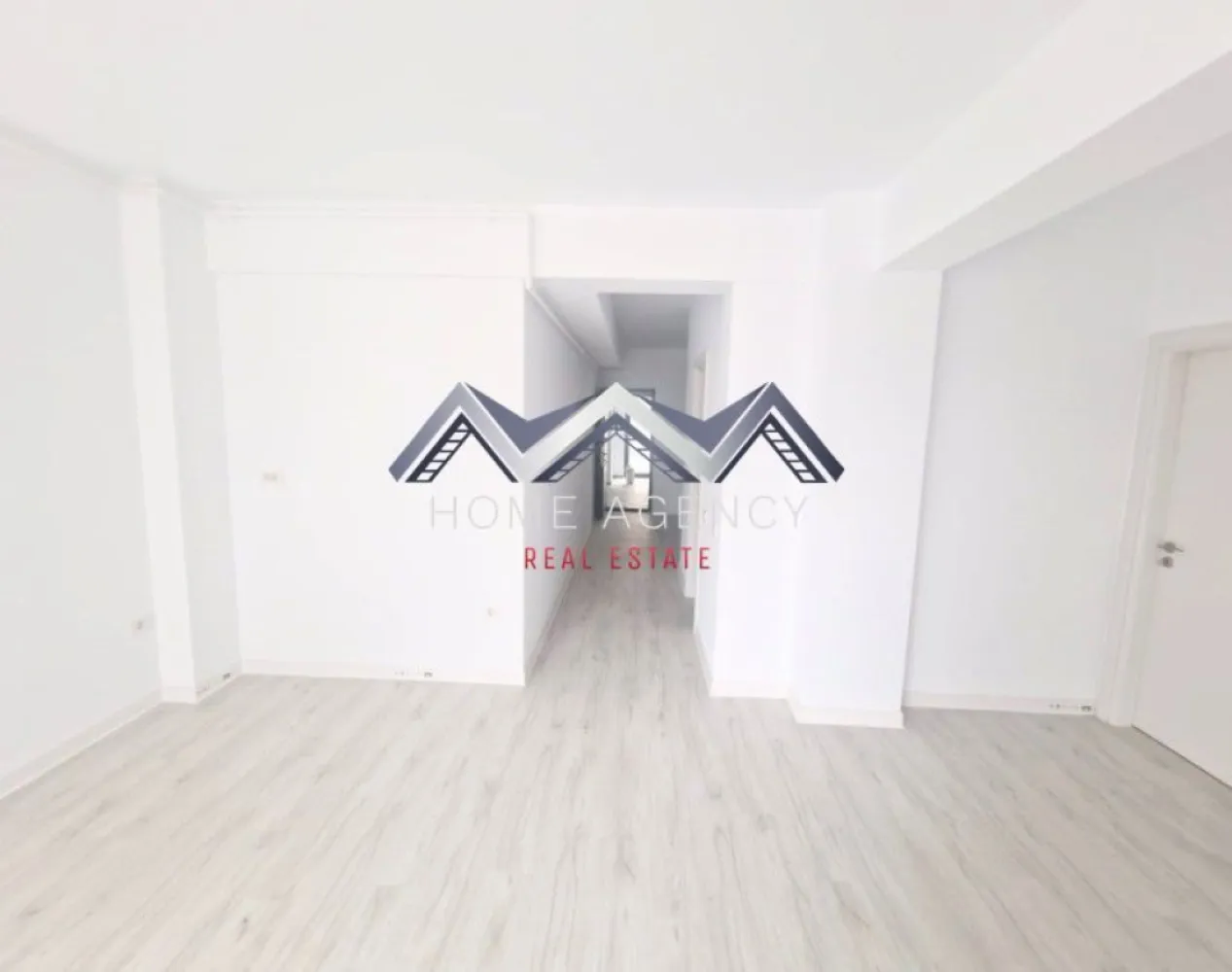 Apartament 3 camere, terasă 31 mp Otopeni central | parcare, comision 0