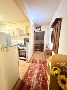 🏡 Apartament de închiriat– 2 camere decomandate | Str. Muncii |Parter