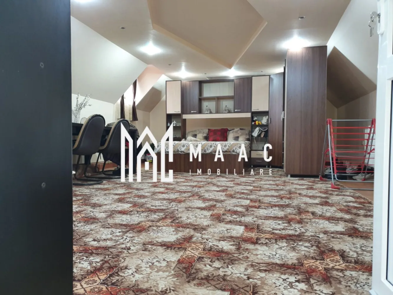 Proprietate cu 2 case | 540 mp utili | Teren 1000 mp | Tălmaciu