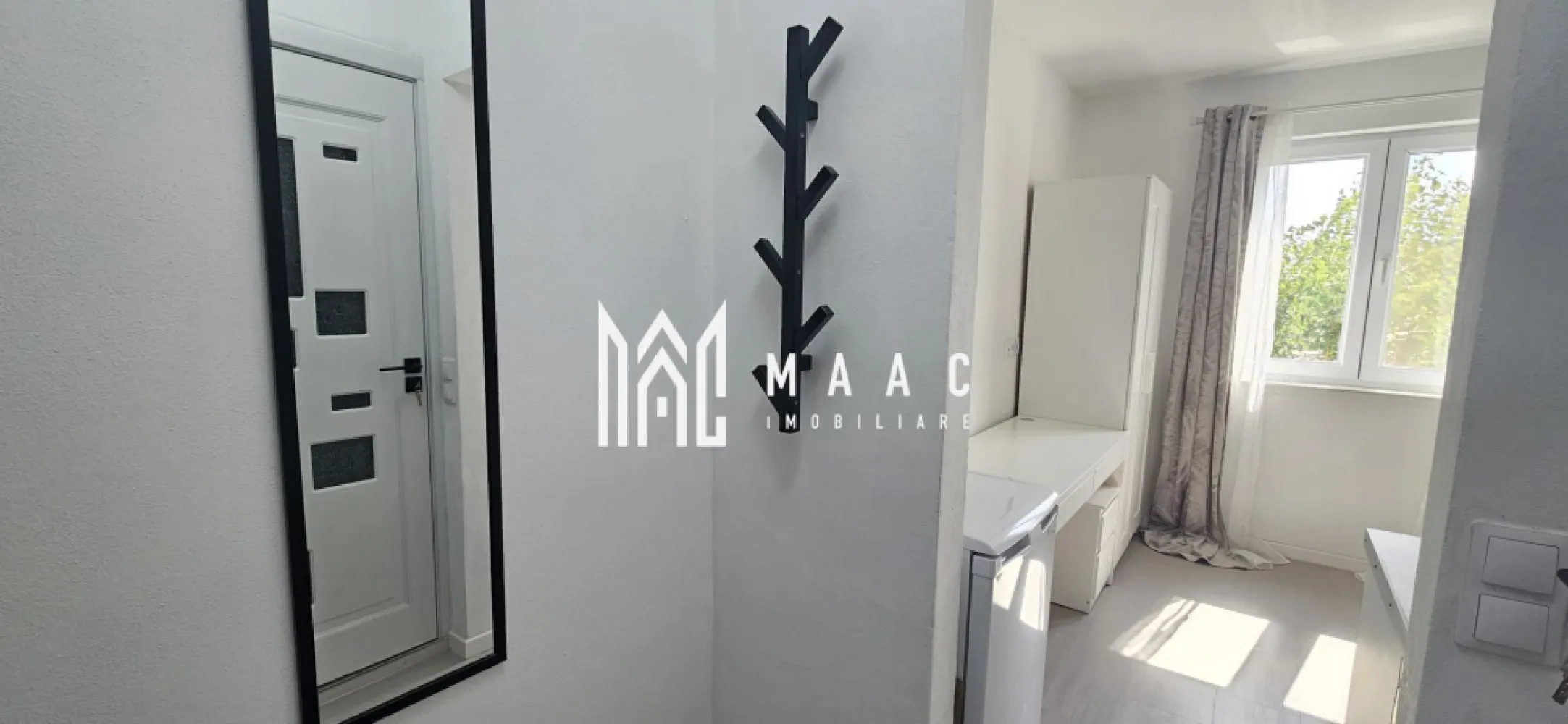 Garsoniera | Etaj 1 | Renovata complet | Mobilata | Lazaret - MAAC Imobiliare vă propune spre închiriere o garsonieră complet renovată, situată la etajul 1 al unui imobil din zona Lazaret, dupa podul garii ideală pentru o persoană singură sau un cuplu care caută un spațiu modern, luminos și eficient compartimentat. Caracteristici: Garsonieră situată la etajul 1 din 4 Suprafață utilă: 13 mp Renovată complet, inclusiv instalațiile electrice și sanitare Foarte luminoasă Localizată într-o zonă cu acces rapid la magazine, stații de transport, servicii și alte facilități Compartimentare: Hol mic de intrare Baie modernă, dotată cu cabină de duș Dormitor funcțional, cu bucătărie compactă integrată Condiții de închiriere: Se percepe prima lună de chirie și garanție. Pentru mai multe detalii precizati telefonic ca ati vazut anuntul cu ID: CP2849293 }}