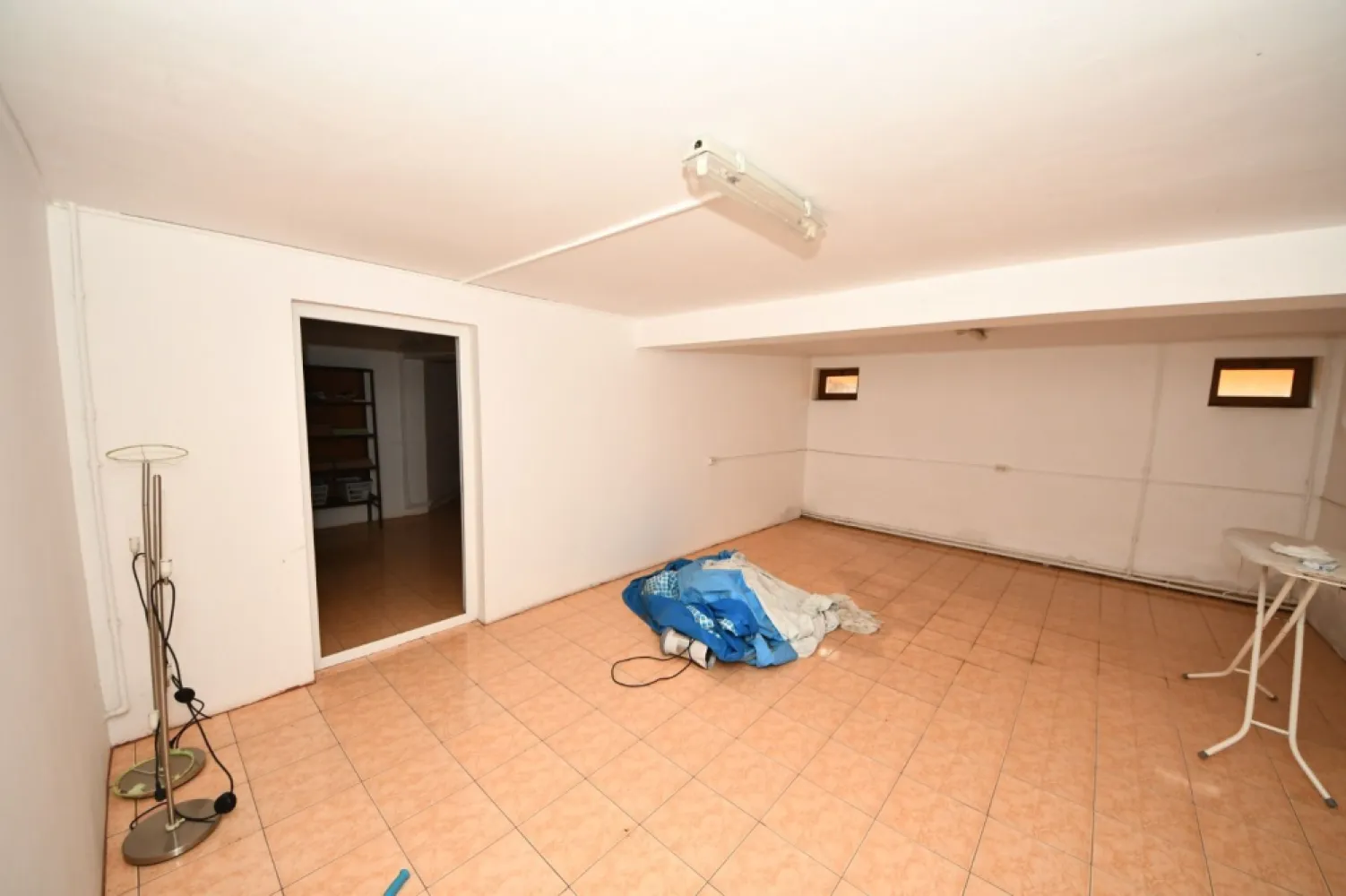 Vila spatioasa, pretabil pentru locuit/clinica, zona Micro 17 – Galati