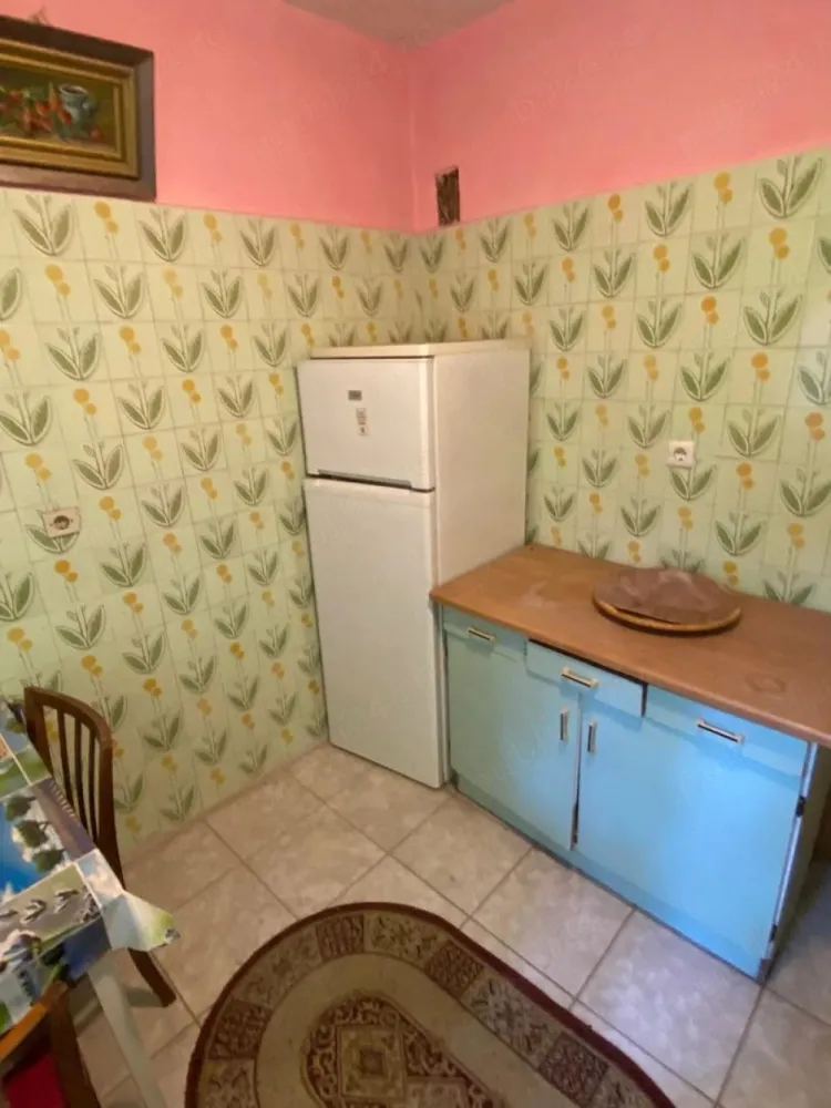 Apartament 2 Camere de Vanzare -Lujerului Metrou -50 mp