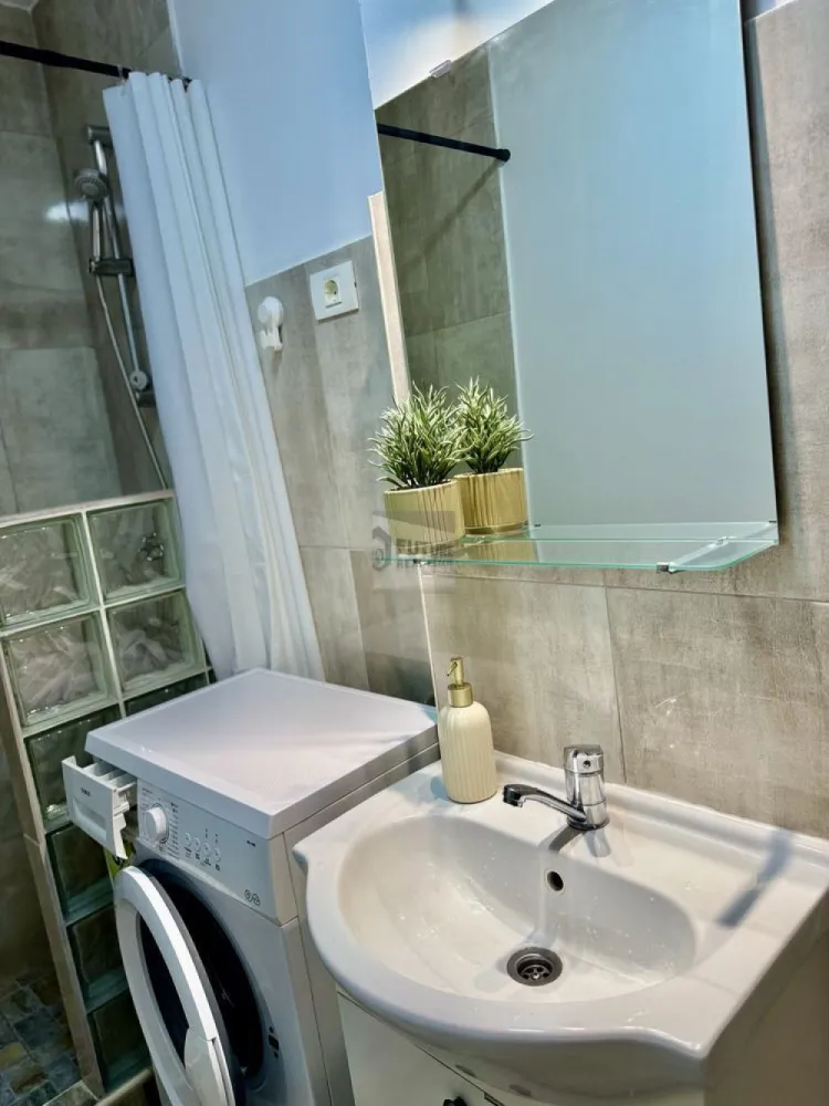 Inchiriez Garsoniera Dristor Sector 3