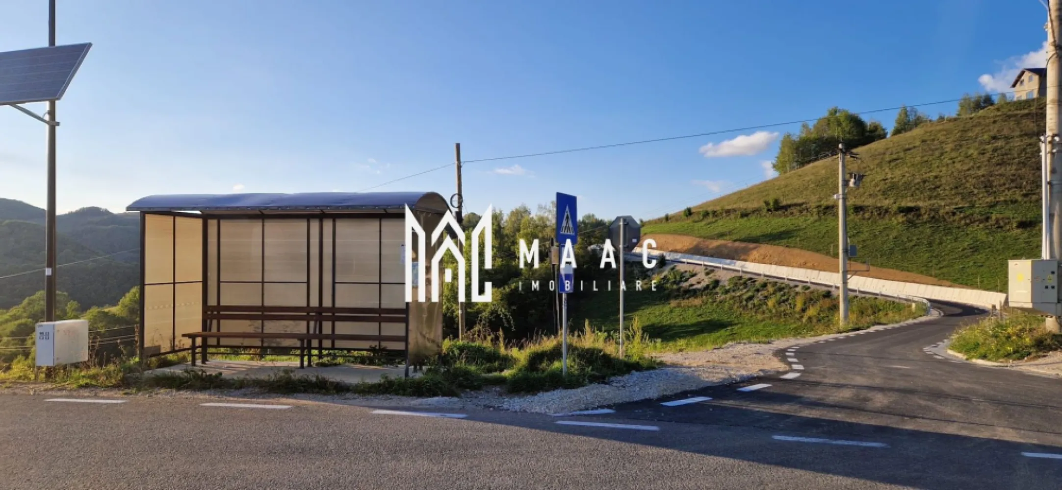 Fabulos Oferta imbatabila teren pe Transapuseana - MAAC Imobiliare va face o ofertă care pare foarte atractivă in apropierea Tranaspuseana, langa Remetea, având în vedere dimensiunea terenului și facilitățile: - Suprafața Terenului: 117.000 metri pătrați (sau 11,7 hectare) este o dimensiune considerabilă. Terenul este extravilan, autoritatile dispuse sa schimbe incadrarea pentru eventualele parcele pe care se doreste constructie. - Proximitatea față de Transăpușeni aduce potential de dezvoltare turistica. - Izvor de Apă Potabilă: - Drumul asfaltat până la limita proprietății este un alt punct pozitiv. -Statie de autobuz la baza proprietatii. Pentru mai multe detalii precizati telefonic ca ati vazut anuntul cu ID CP2937305  }}