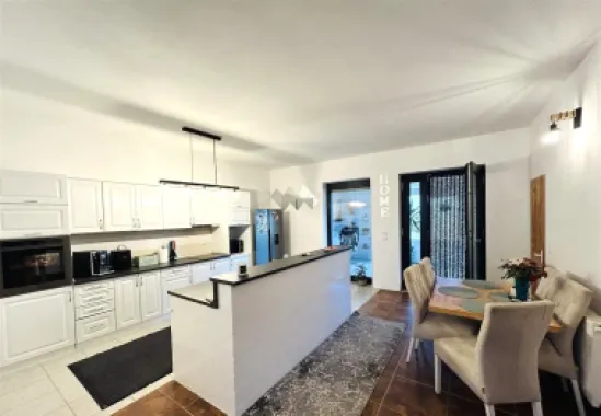 Proprietar – Casă modernă + hală 138 mp | Teren 701 mp | Șura Mare