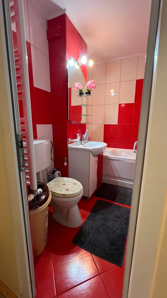 Apartament 3 camere, zona Eden, 71mp