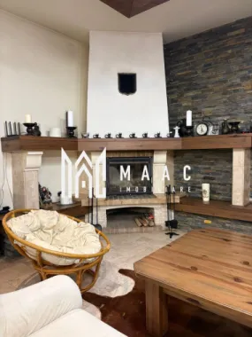 Logo MAAC IMOBILIARE logo