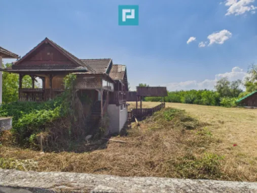 Pensiune cu teren 6464 mp în Geoagiu pe Râul Mureș