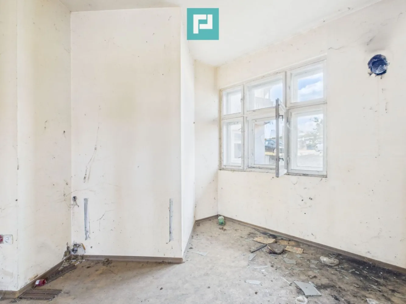 Pensiune cu teren 6464 mp în Geoagiu pe Râul Mureș