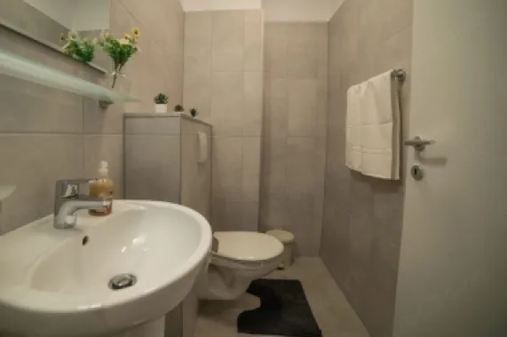 Apartament 3 camere de inchiriat, Denya Forest