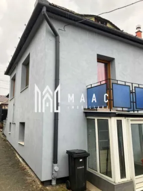 Casă renovată | 3 camere | 432 mp teren | Garaj | Zona-Lacul Binder
