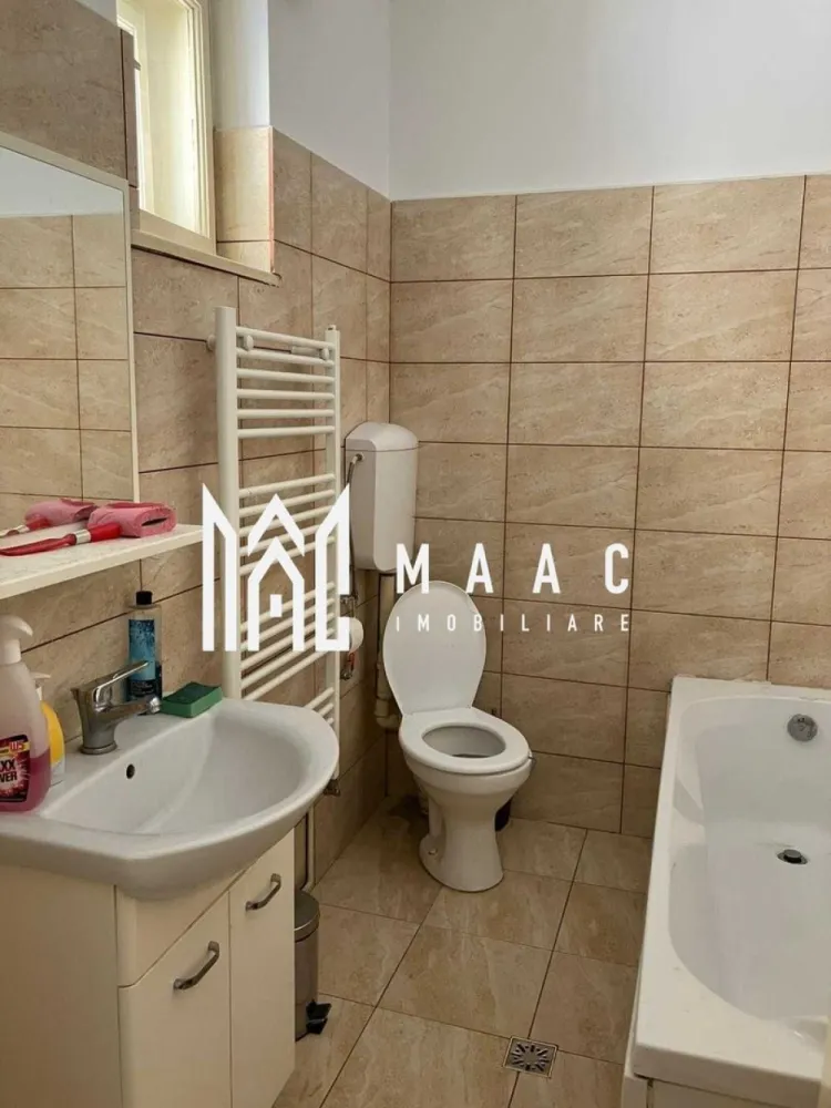 Casă renovată | 3 camere | 432 mp teren | Garaj | Zona-Lacul Binder
