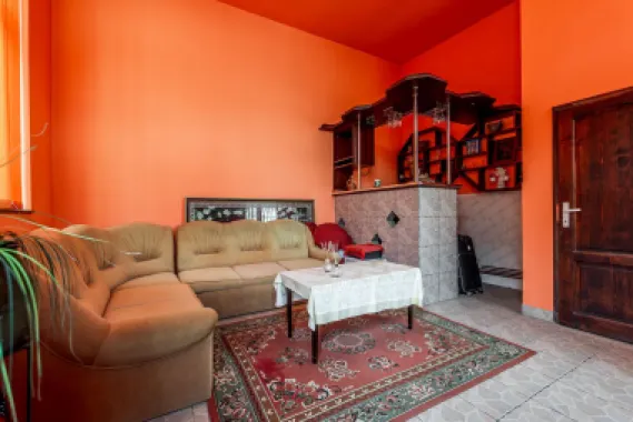 Apartament cu 3 Camere la Casă pe Strada I.L. Caragiale, Arad