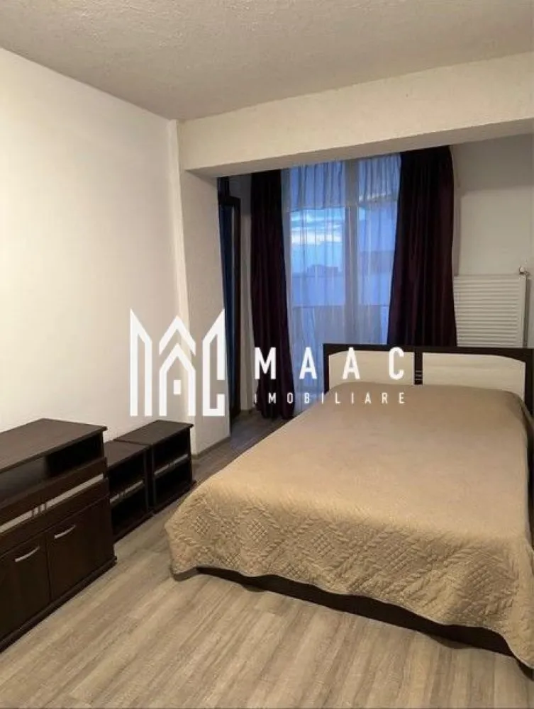 Apartament 3 camere | 58 mp | Construcție nouă | Lift | Doamna Stanca - Maac Imobiliare prezintă un apartament modern cu 3 camere, situat într-un imobil nou, P+10 cu lift, aflat în imediata apropiere a Kaufland și Shopping City Sibiu, pe strada Doamna Stanca. Proprietatea este poziționată la etajul 9 și oferă o suprafață utilă de 58 mp, plus balcon. Compartimentare: Living open space cu bucătărie 2 dormitoare Baie cu geam Hol Balcon Dotări și îmbunătățiri: Se vinde mobilat și utilat complet Gresie și faianță Uși interioare din lemn Geamuri termopan cu tâmplărie PVC Centrală termică proprie Pentru mai multe detalii precizati telefonic ca ati vazut anuntul cu ID: CP2842282 }}