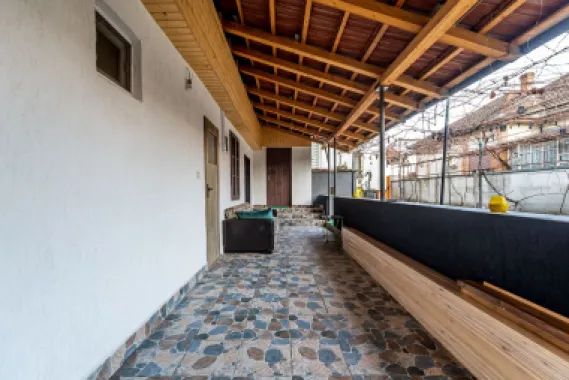 Casa la cheie in Gradiste, zona excelenta, teren 471 mp Comision 0