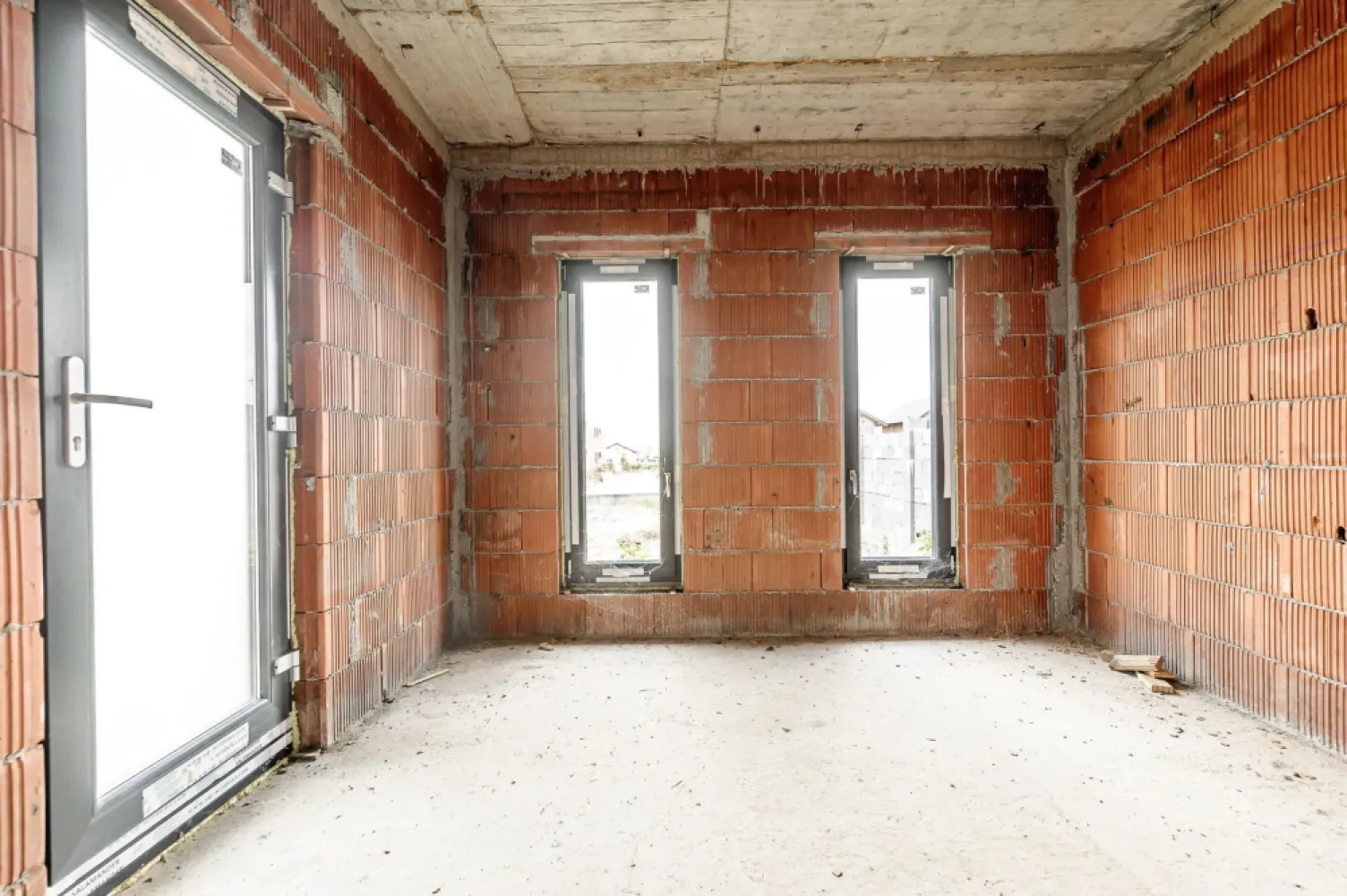 Casă nefinisata la sol in Fântânele, cartier nou Comsion 0