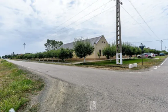 Proprietate de vis cu teren 2.880 mp și facilități PREMIUM Comision 0