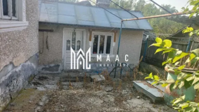 Casă bătrânească de vânzare – Comuna Livezi, Județul Vâlcea