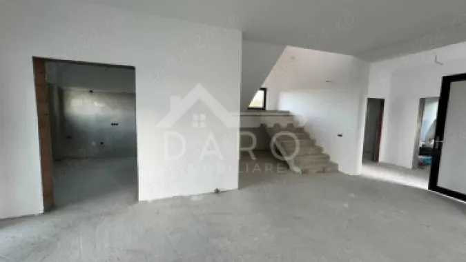 🏡 Casă P+1E+Pod de vânzare | 325 mp utili | Teren 700 mp |