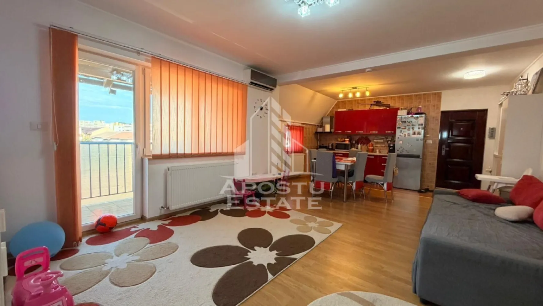 Apartament de vânzare cu 2 camere in zona Lugojului, Timisoara - Agentia imobiliara APOSTU ESTATE va propune spre vanzare un apartament cu 2 camere, situat in zona Lugojului, ideal atat pentru locuinta proprie, cat si pentru investitie.

Apartamentul este amplasat la mansarda unui bloc anvelopat, construit in anul 2014 din BCA. Beneficiaza de o suprafata utila de 51,5 mp, un balcon de 4 mp si un pod propriu de aproximativ 40 mp, ideal pentru depozitare.

Compartimentare:
• Living
• Dormitor
• Bucatarie
• Baie
• Balcon de 4 mp

Caracteristici si dotari:
• Suprafata utila: 51,5 mp
• Balcon: 4 mp
• Mansarda cu geamuri clasice (fara Velux)
• Pod propriu de aproximativ 40 mp
• Bloc anvelopat
• Constructie din BCA
• An constructie: 2014
• Centrala termica proprie pe gaz
• Aer conditionat
• Se vinde complet mobilat si utilat

Vecinatati:
• Lidl
• Profi
• Mijloace de transport in comun

Apartamentul ofera confort, spatii de depozitare generoase si acces rapid catre principalele puncte de interes ale orasului.

Pretul de vanzare este de 86.000 euro.

Pentru mai multe detalii si programarea unei vizionari, va stam cu drag la dispozitie.

Agentia imobiliara Apostu Estate va ofera consultanta bancara gratuita prin intermediul colaboratorilor nostri pentru alegerea celui mai potrivit tip de credit, astfel incat tu sa devi noul proprietar al acestui apartament.
CP3206925