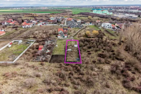 Teren 906 mp Arad, preț sub localitățile limitrofe.