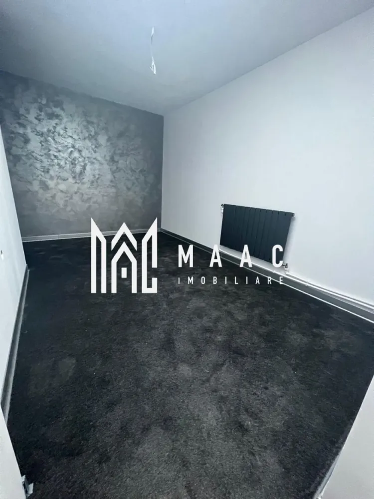 Apartament 2 camere | cartier Traian | 44mp - MAAC Imobiliare vă propune spre vânzare un apartament modern cu 2 camere, situat la mansardă, în cartierul Traian. Locuința face parte dintr-o construcție nouă, realizată din BCA, și are o suprafață utilă de 44 mp, fiind dispusă pe două niveluri, oferind un spațiu eficient compartimentat și ideal pentru un stil de viață modern. Compartimentare practică pe două niveluri: Parter: zonă de living cu bucătărie open-space și baie Etaj: dormitor luminos Apartamentul se predă la stadiul de gri, oferind viitorului proprietar libertatea de a-l amenaja și finisa după propriul gust și buget. Este o oportunitate excelentă atât pentru locuință personală, cât și pentru investiție (închiriere pe termen lung sau regim hotelier). Localizare avantajoasă – situat în cartierul Traian, cu acces facil la mijloace de transport, magazine, școli și alte puncte de interes. Preț: 28.000 € + TVA Imaginile atașate includ atât fotografii tip showroom (cu titlu de prezentare), cât și poze din stadiul actual de predare. Pentru mai multe informații sau programarea unei vizionări, echipa MAAC Imobiliare vă stă la dispoziție! CP2944995 }}