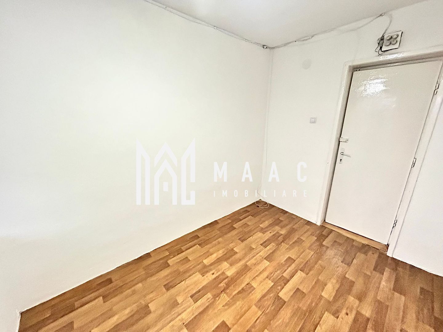 Garsonieră 12 MP | Etaj 1 | Cisnădie | Ideală pentru Investiție