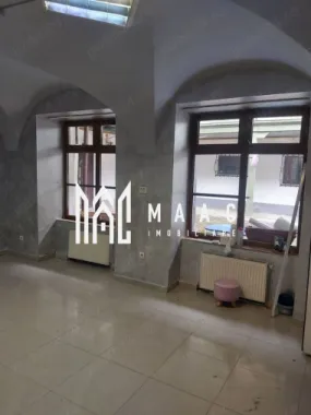 Logo MAAC IMOBILIARE logo
